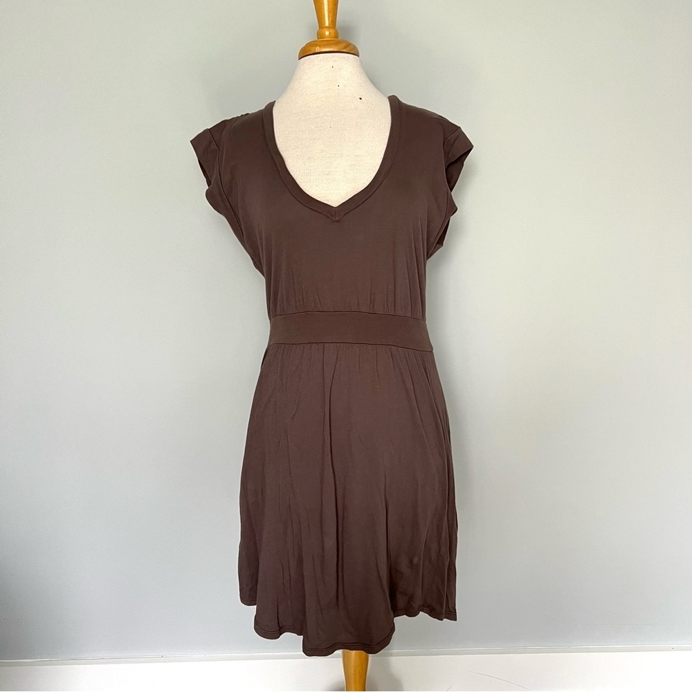 Velvet by Graham & Spencer Dark Gray Short Sleeve Casual Dress Size M